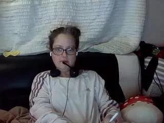 O0oshesquirt4hims from CamSoda
