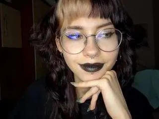 pearlenesroka from CamSoda is Freechat