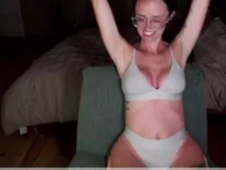 Plantbabeee from CamSoda