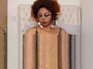 Platnumboobsxx from CamSoda