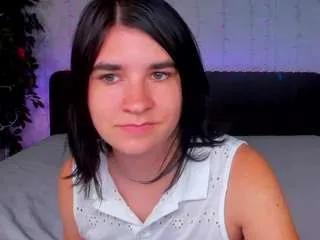 polly-love from CamSoda is Freechat