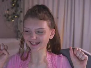 queeniegrindell from CamSoda is Freechat