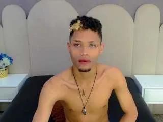ryan-bigcock from CamSoda is Freechat