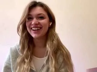 sadiethompson from CamSoda is Freechat