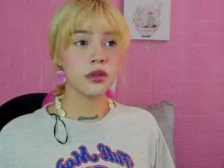 Samanta-browwnn from CamSoda