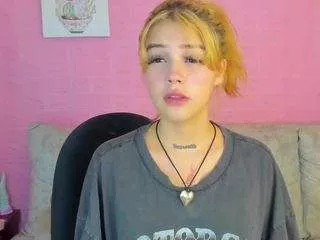 Samanta-browwnn from CamSoda