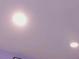 samanta-cruz19 from CamSoda is Freechat