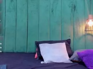 Saraa-liz from CamSoda