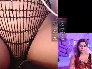 Sarahillgames from CamSoda
