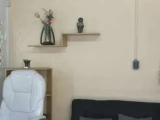 saray-reyes from CamSoda is Freechat