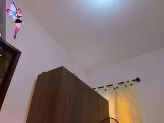Selena-luxs from CamSoda