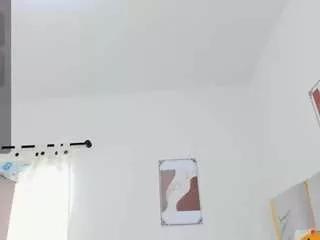 Selena-luxs from CamSoda