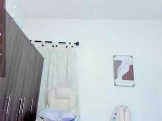 Selena-luxs from CamSoda