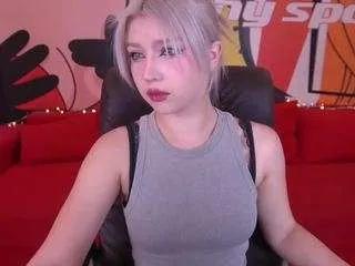 selenairiss from CamSoda