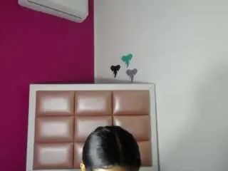 sexy-tiny-sarah from CamSoda is Freechat
