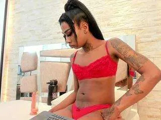 sheinny-brown from CamSoda is Freechat
