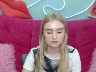 sofysoft from CamSoda is Freechat