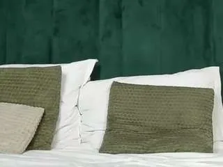 sophie-maeve from CamSoda is Freechat