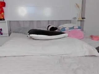 sophiecanbrook1 from CamSoda is Freechat