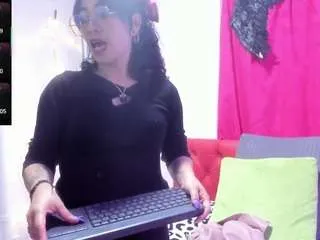 Staacy37 from CamSoda