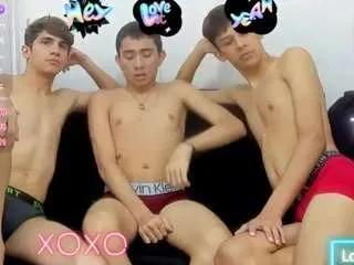 straww-boyss from CamSoda is Freechat