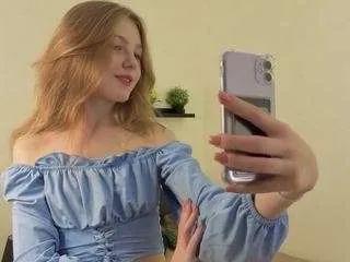 sue-sanders from CamSoda is Freechat