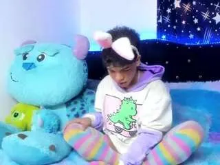 sweetboyx from CamSoda is Freechat