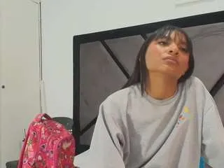 tashanaughty4u from CamSoda is Freechat