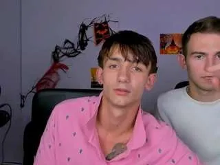 tobi-yours from CamSoda is Freechat