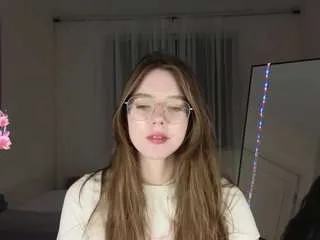 tofumuch from CamSoda is Freechat