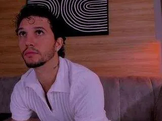 tonyy-19 from CamSoda is Freechat