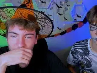 Travis-wolf from CamSoda