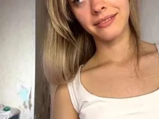 Trudycaponi from CamSoda