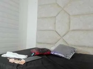 Vaiolett-smith from CamSoda