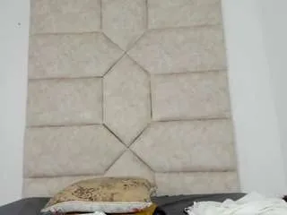 vaiolett-smith from CamSoda is Freechat