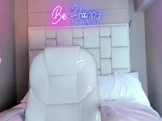 violettharous from CamSoda is Freechat