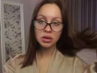 Viviennelove19 from CamSoda