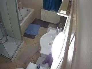 voyeurcam-julmodels-bath-2nd-2 from CamSoda is Freechat