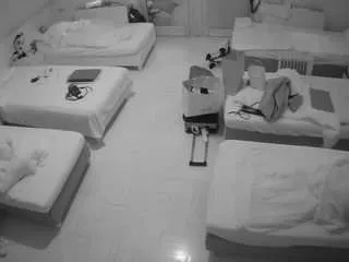 voyeurcam-julmodels-bed-6 from CamSoda is Freechat