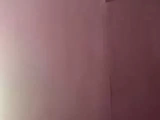 Yellowtail80 from CamSoda