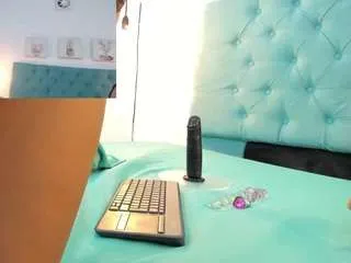 yurlycardona from CamSoda is Freechat