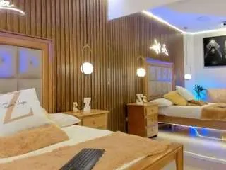 zoe-vega from CamSoda is Freechat