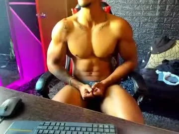Adam_valencia from Chaturbate