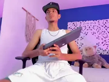 Adonis_wb from Chaturbate