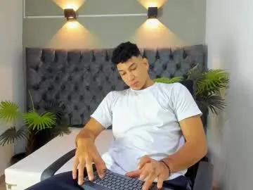alan_redinger from Chaturbate