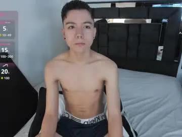 Alanblack1 from Chaturbate