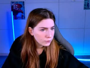 aliceinredsquare_ from Chaturbate is Freechat