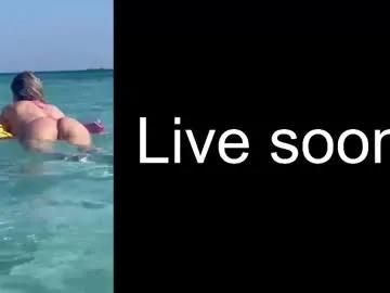 Alliesynns from Chaturbate