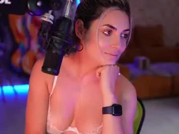 Alliesynns from Chaturbate