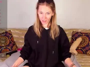 Amalia_mio from Chaturbate